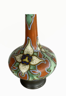 Goedewaagen Distel Gouda Vase Holland pattern Orchidee in vibrabt colours
